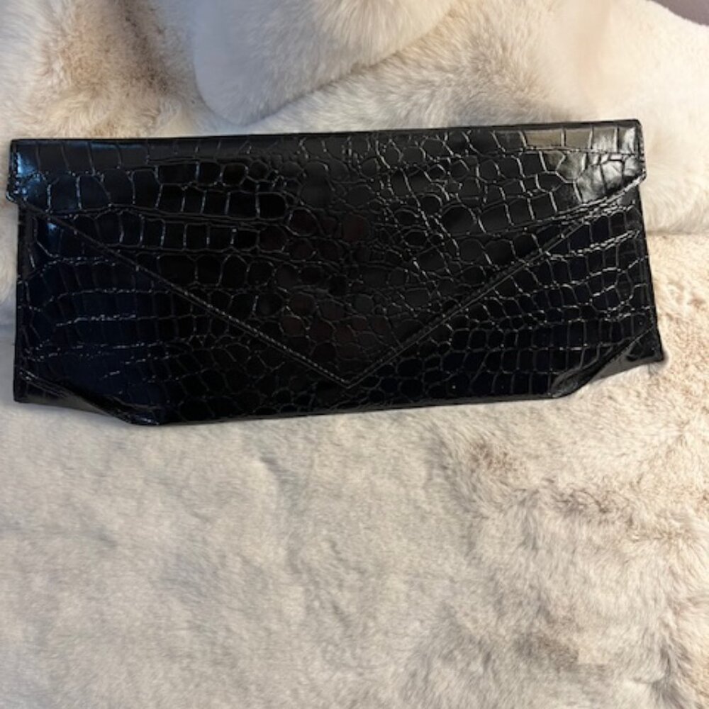 Black Clutch - Kate Landry